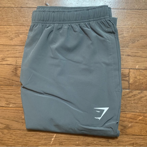 Gymshark Mens Slim Fit Arrival Woven Jogger | L | Charcoal Grey NEW!! - Picture 10 of 16